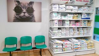 Clínica Veterinaria Monforte comida para mascotas